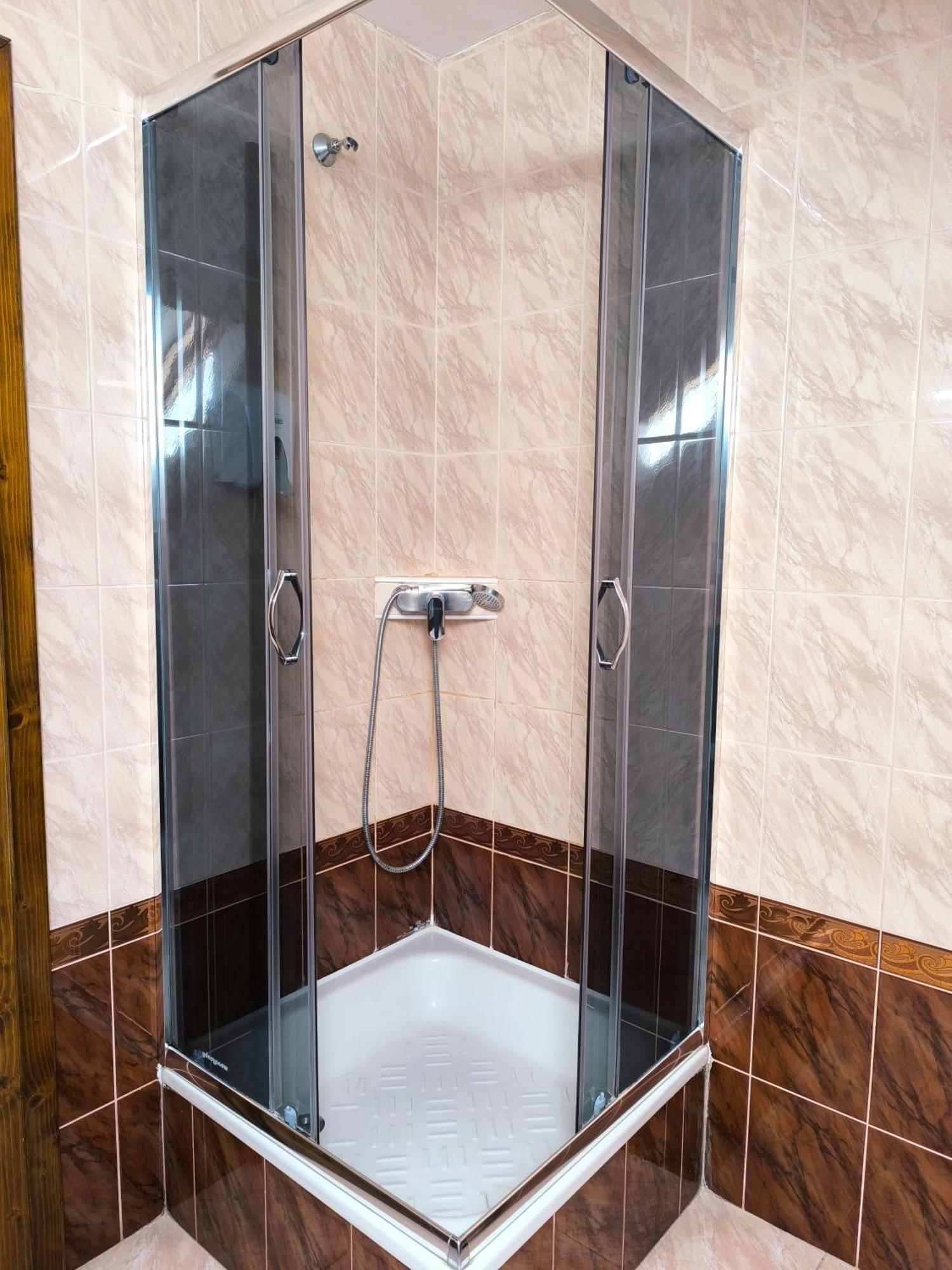 Hotel Delfin Munkács Szoba fotó